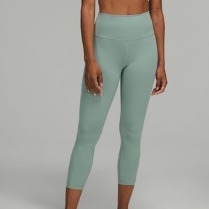 Lululemon - Wunder Train High Rise Crop 23”
